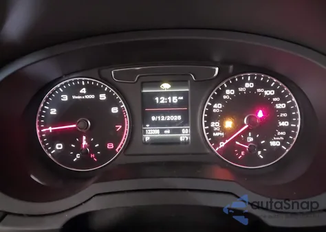 2016 Audi Q3 2.0T Premium Plus z USA, uszkodzony, nr VIN WA1GFCFS3GR024347